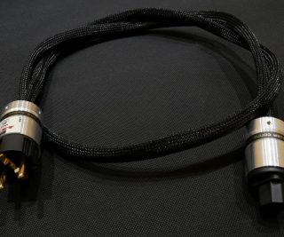 Next Nano Graphene High-End tápkábel